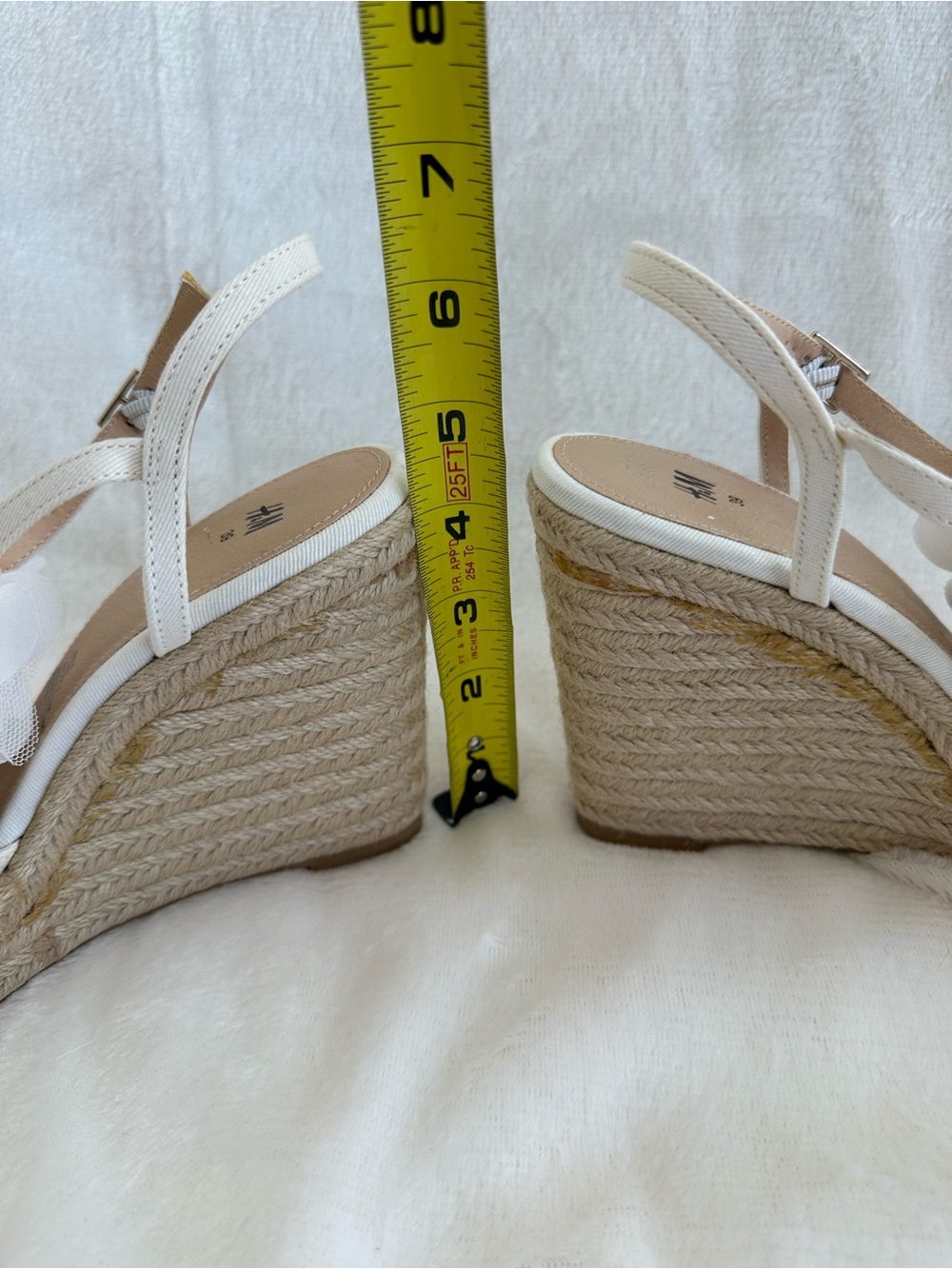 H&M White Canvas 3D Tulle Flower Bridal Summer Espadrille Wedge Sandals Sz 8 - Picture 3 of 10